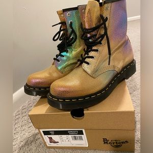 Dr. Martins 1460 Sand Rainbow Ray Boots. Size 8 US. New with box